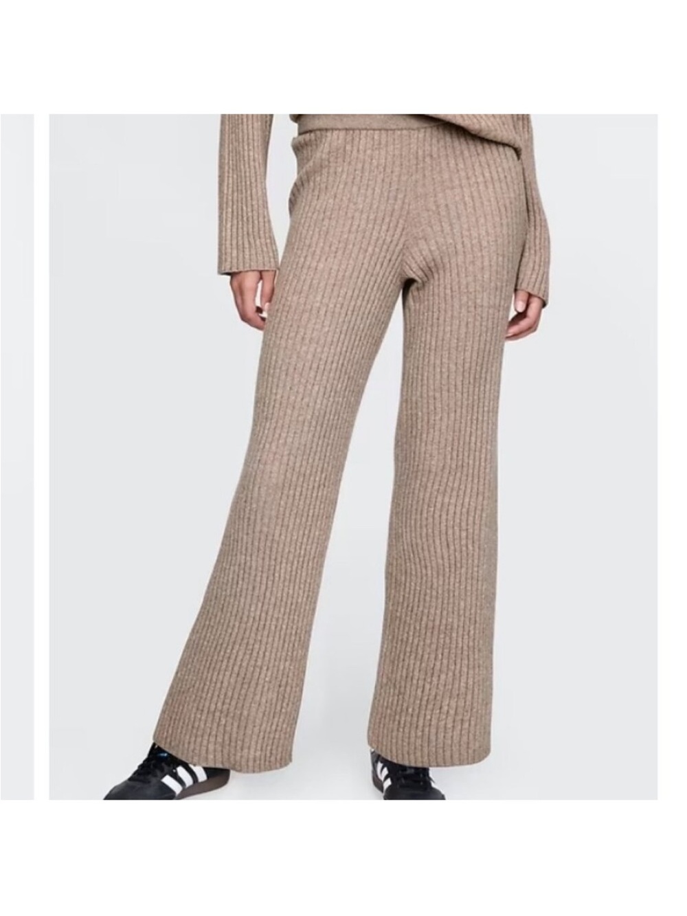 Gap NWT Ribbed Knit Wide-Leg Sweat Pants - Taupe. XL